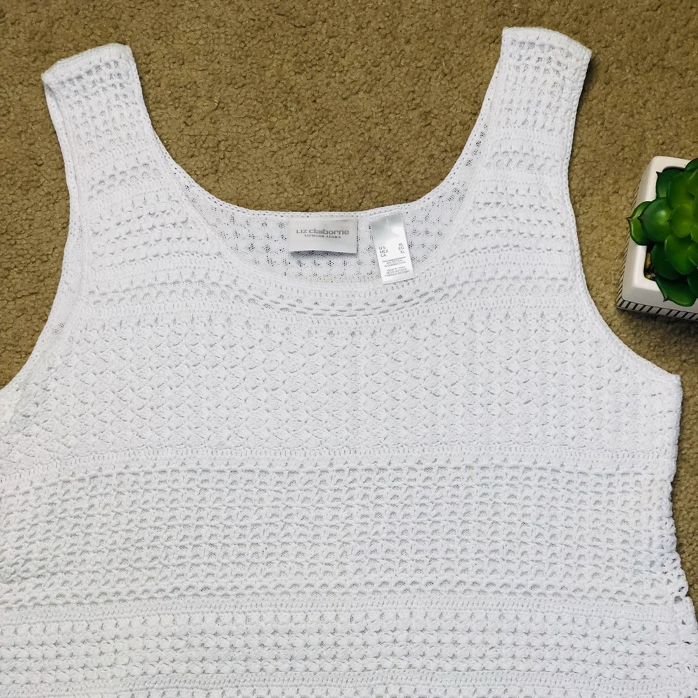 Liz Claiborne XL white Crochet Sleeveless Knit Top